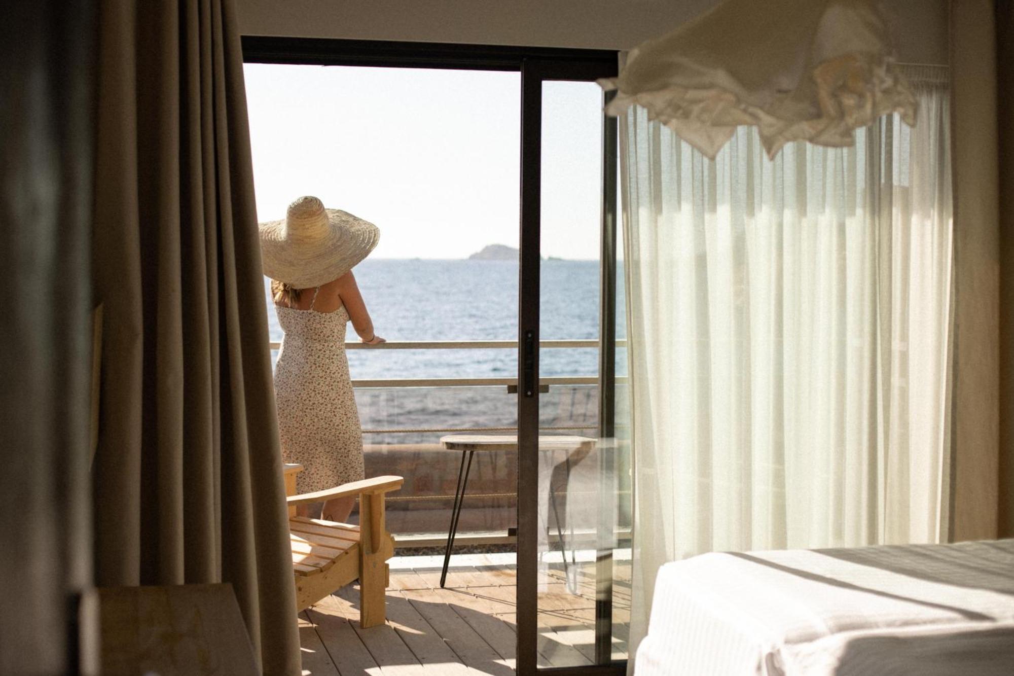 Hotel Plein Large Bandol Ngoại thất bức ảnh