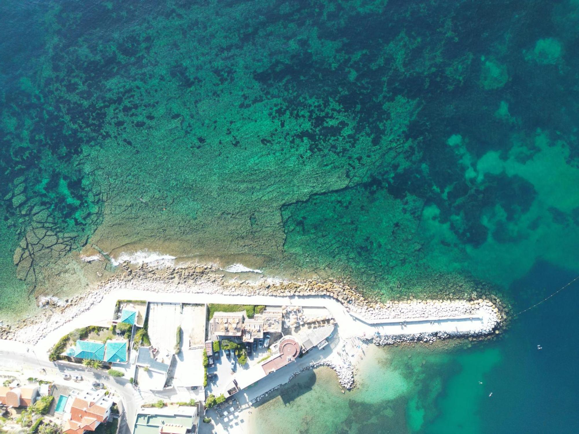 Hotel Plein Large Bandol Ngoại thất bức ảnh