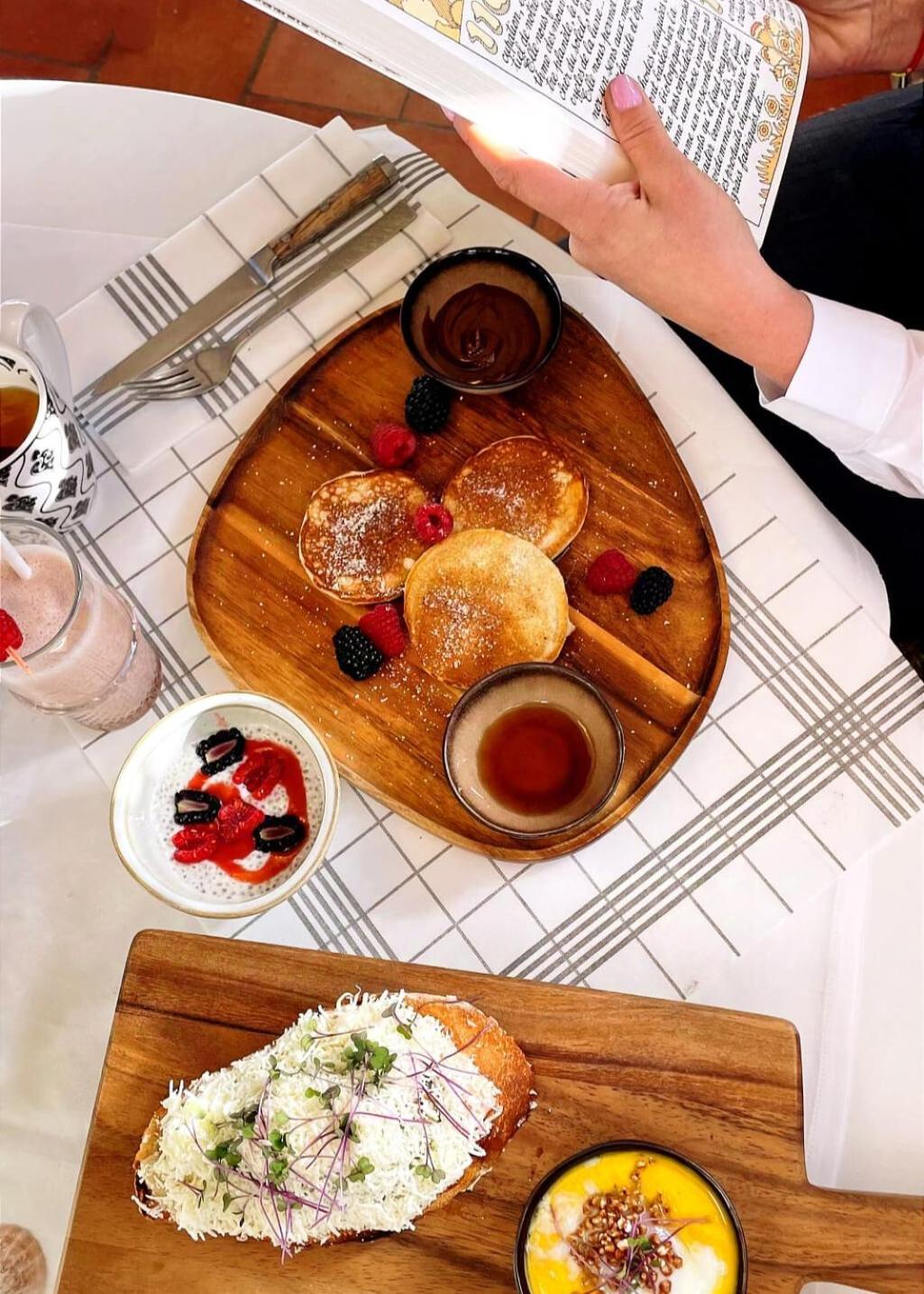 Hotel Plein Large Bandol Ngoại thất bức ảnh